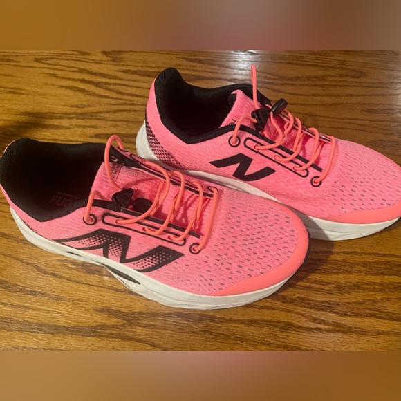 Girls New Balance Bungee FuelCell Propel v5 NWOT - Picture 6 of 6